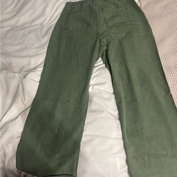 Fashionnova Daphne Cuffed Pant - Picture 6 of 7